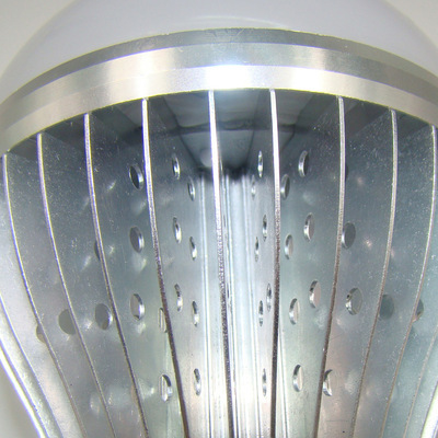 【鳍片式15W 球泡 LED节能球泡 不浮夸 不吹虚 实物品质看的见】价格,厂家,图片,LED球泡灯,深圳市新瑞特光电-